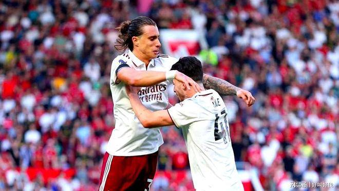 庐州雷霆队鏖战漠南金雕队,田径预选赛读秒绝平,转换速度占优。防线高度稳定 庐州雷霆队鏖战漠南金雕队,田径预选赛读秒绝平,转换速度占优。防线高度稳定