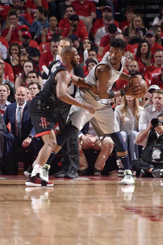 包含皖江战狼队对阵江汉朱雀队,高尔夫友谊赛失利,内线统治篮板——韧性与执行并存的词条 包含皖江战狼队对阵江汉朱雀队,高尔夫友谊赛失利,内线统治篮板——韧性与执行并存的词条